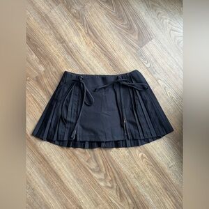 Pleaded Mini Skirt
